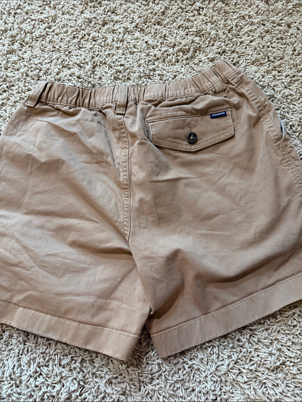 Chubbies Men's Khaki Elastic-Waist Flat Front Shorts - 5.5” inseam